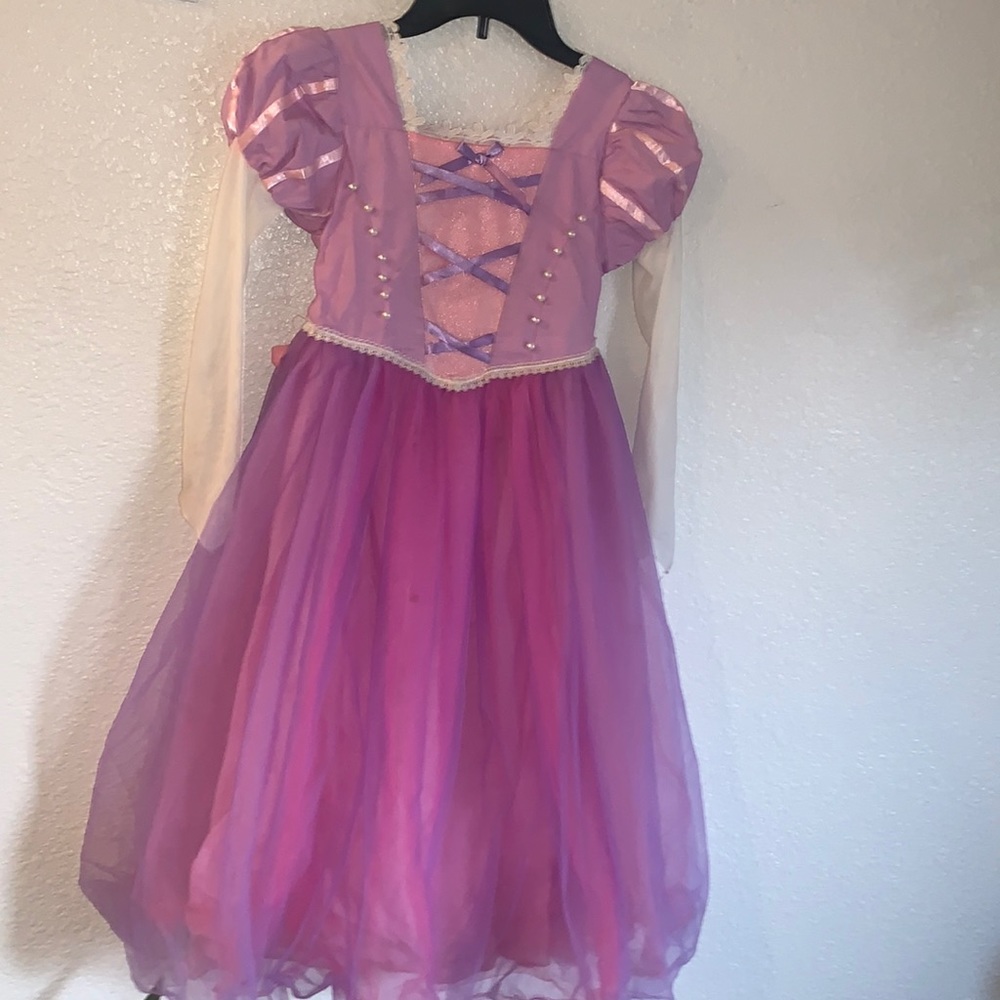 Tangled custom